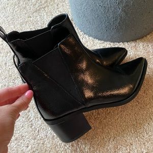 Forever 21 black ankle booties